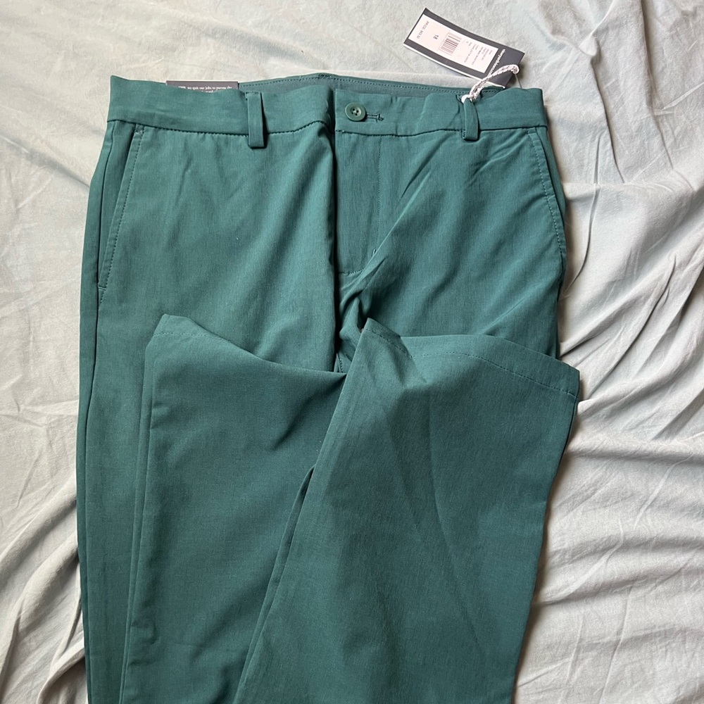 Vineyard vines performance pants size 18 brand new